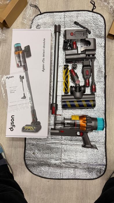 Дайсон моющий пылесос,  Dyson V15 detect absolute, detect fluffly по н