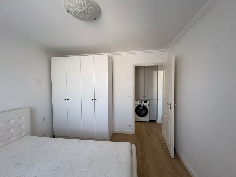 Vând apartament 2camere zona Carpați 1.