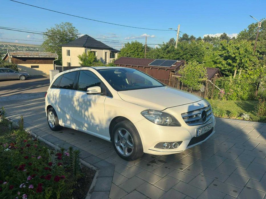 Mercedes B180 CDI Automat 2013 – Piele, Întreținut