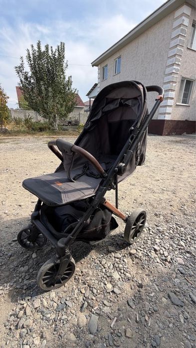 Продам коляску в хорошем состоянии