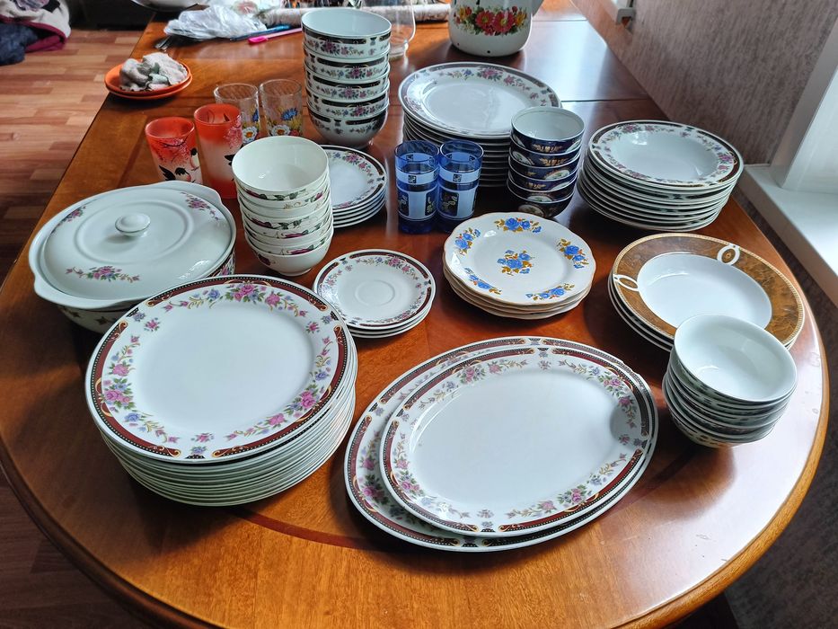 Продается набор посуды