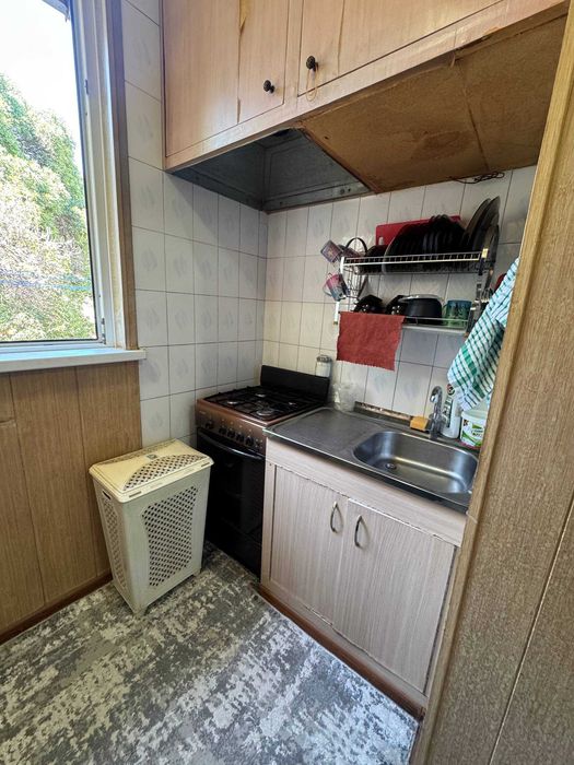 Продается 3-комнатная квартира, Юнусабад 13 квартал, 2 этаж, не торец
