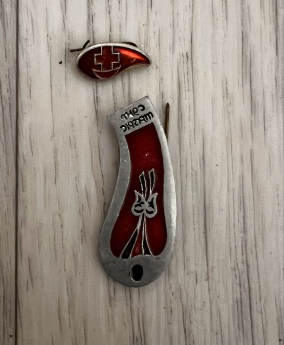 Старый грузинский эмалевый значок