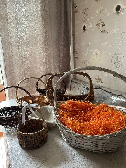 Плетеные корзины для подарков и цветов