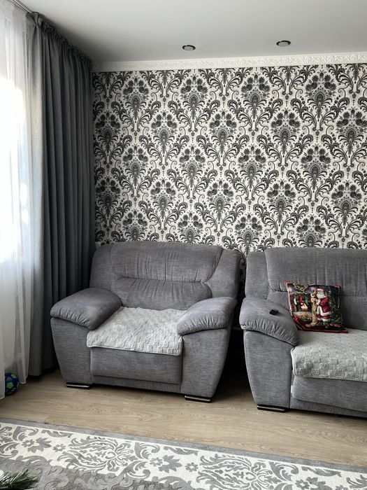 Продам диван угловой