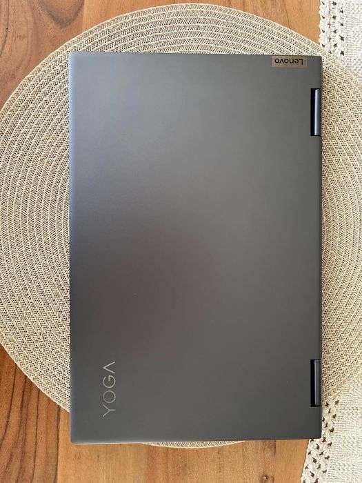 Lenovo Yoga 7 – i7, 16GB, 1TB, тъчскрийн и писалка, много запазен