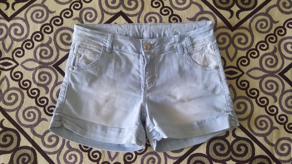 Джинсовые шорты, джинсы