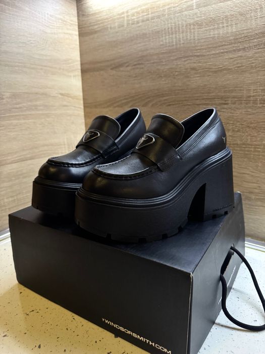 Кожени боти на платформа с ток  WINDSORSMITH