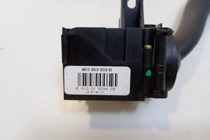 Maneta stergator 8E0953503B Audi A4 B6 seria