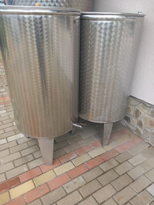 Butoaie inox pentru vin