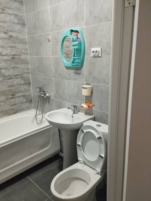 СВОЯ!! Кадышева илтифотда 1/5/9 кв ижарага топширилади..