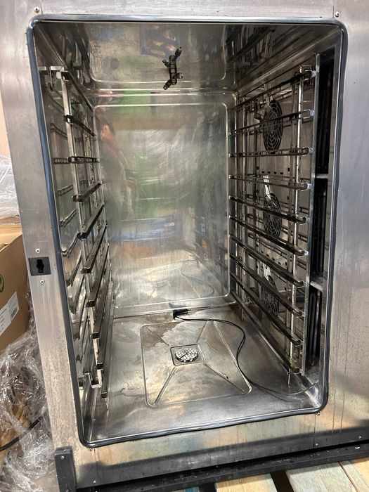 ТОП ЦЕНА !!!!! КОНВЕКТОМАТ 10 ТАВИ ЗА 2/1 BEST FOR GOURMET