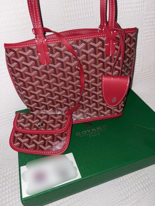 Сумка Goyard.