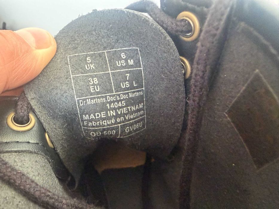 Dr Martens 14045 Black Vegan Leather Black''оригинални боти 38 номер