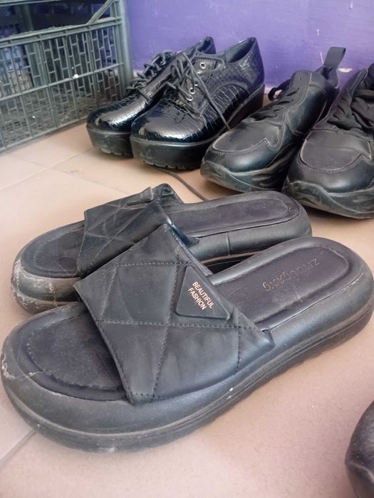 Все пары по 200 тг