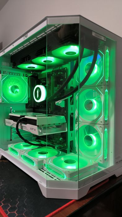 PC Gaming Ryzen 5 9600X/RX9060XT/32GB RAM/2TB SSD/850W PSU/AIO 360MM