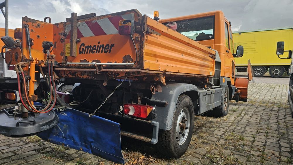 Multicar Unimog lama zapada sararita