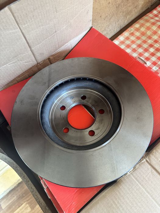 Discuri noi Jaguar xf Brembo