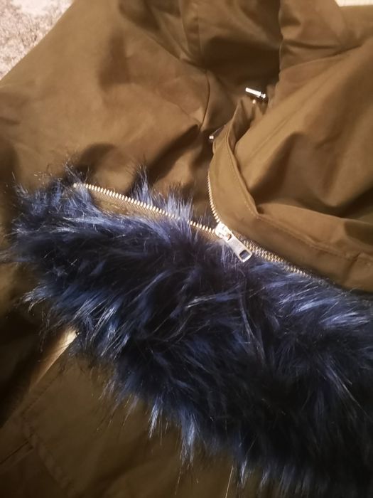 Geaca Zara nouă, parka Zara nouă, guler de blană, nouă!