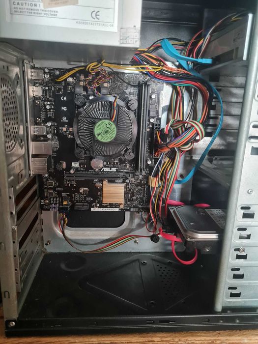 Vand-PC-Intel-G-4600-3,60Ghz-Quad Core-DDR-4-8G-HDD-500G