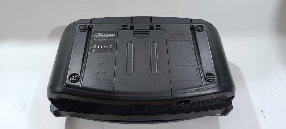 Sony CFD-S07CP (CD + кассета)