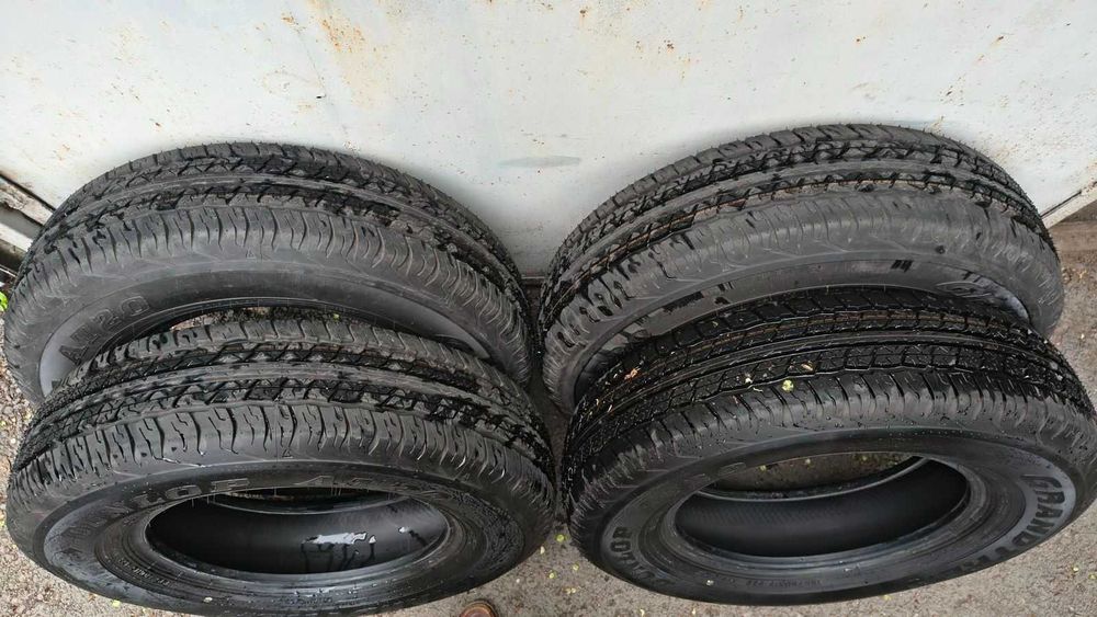 Dunlop AT20 Grandtrek 195/80 R15