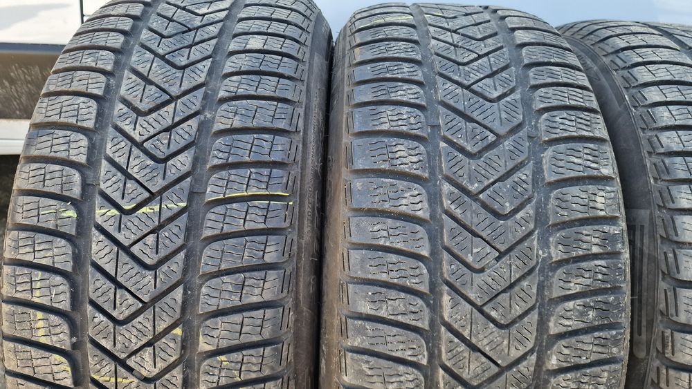 Anvelope 255/45R19 marca Pirelli, DOT 2021,6 mm,M +S