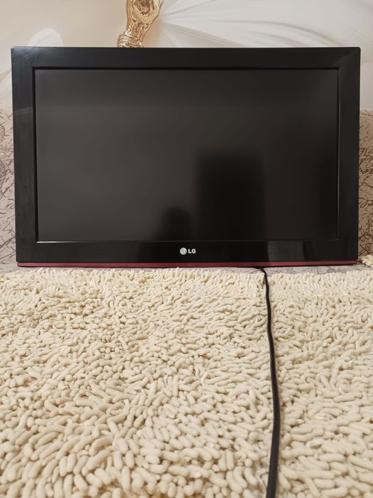 Продам телевизор LG 32LK331