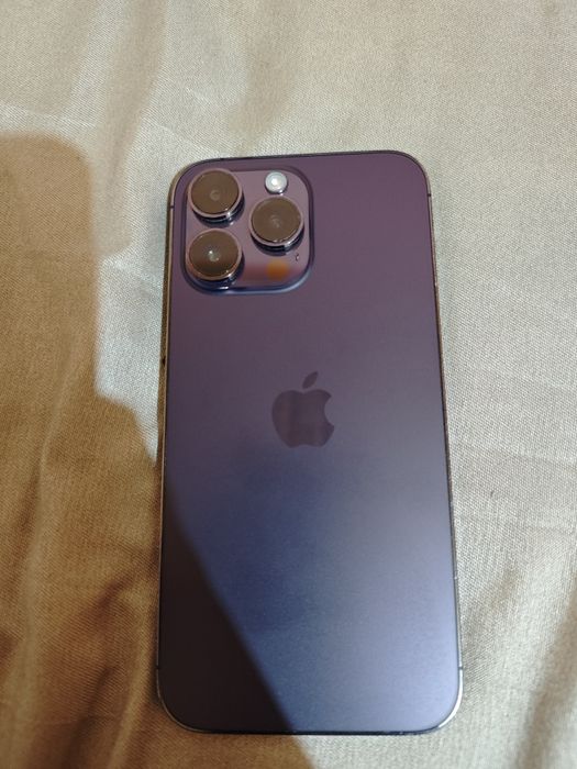 Vând iPhone 14 pro max