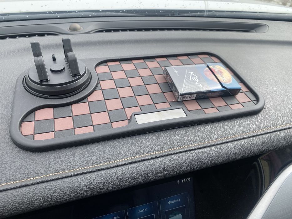 Коврик держатель телефона