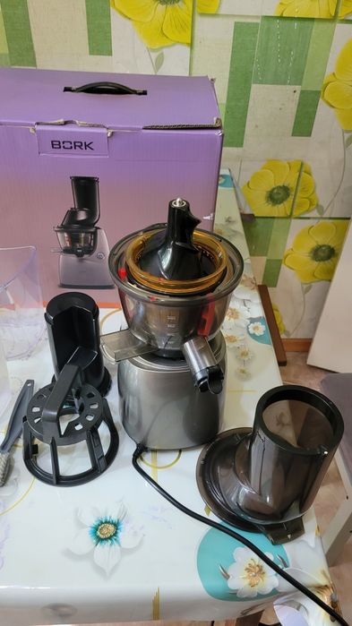 Продам Сокопресс BORK S610