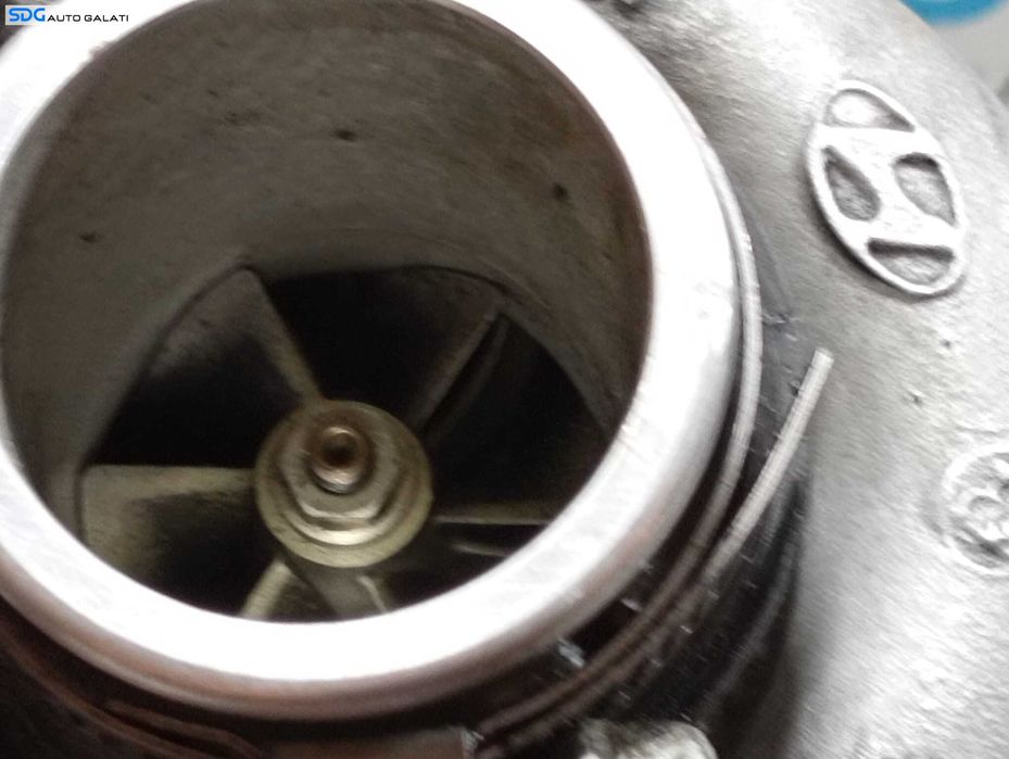 Turbina Turbo Turbosuflanta Kia Carens 2.0 CRDI D4EA 83KW 113CP 1998 - 2006 Cod 28231-27000 [M6337]
