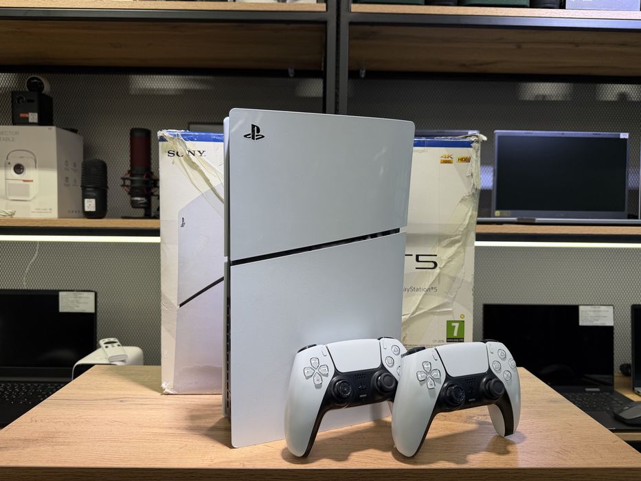 Sony PlayStation 5 Slim, 1 TB, 2 джойстика, с коробкой, 2077/А10