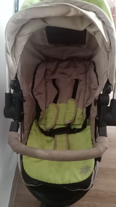 Детская коляска 3-ёх колёсная