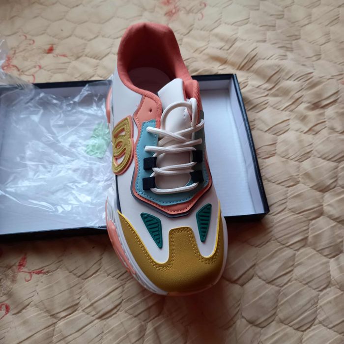 Продавам обувки