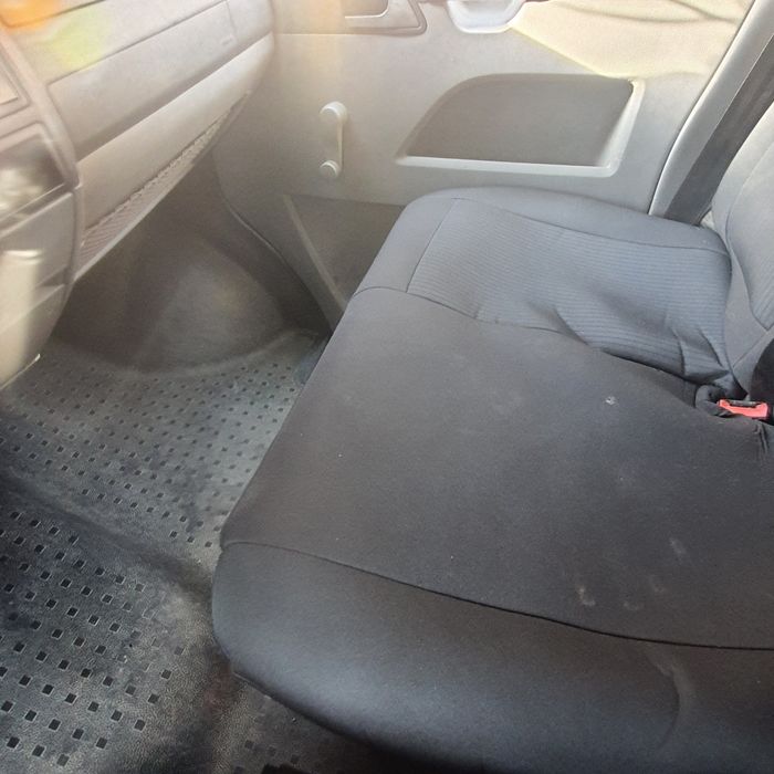 VW T5 -1.9 TDI COD ( BRS) Doka -6 Locuri