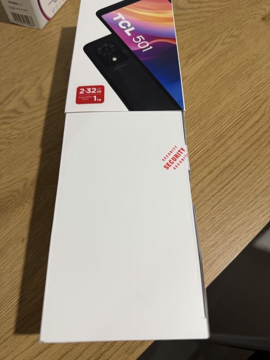 Vand TCL 501 2GB RAM