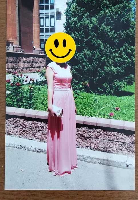 Продается платье для выпускного вечера