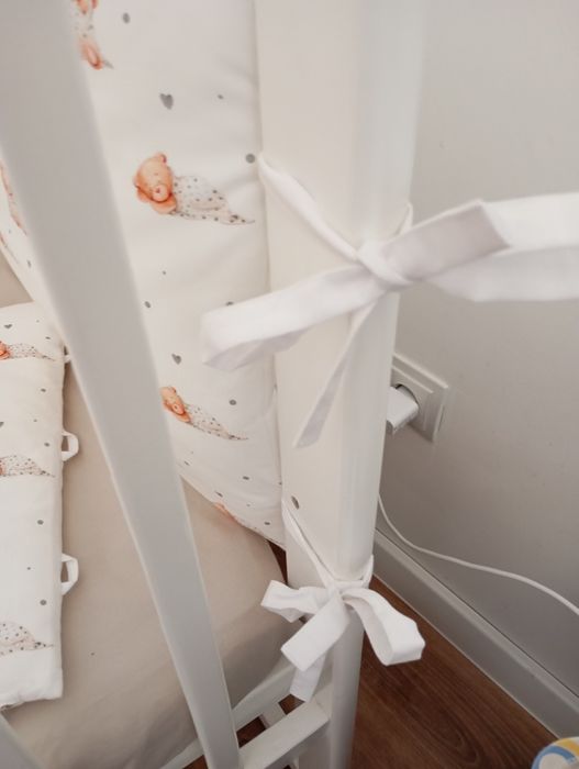 Бортики в кроватку