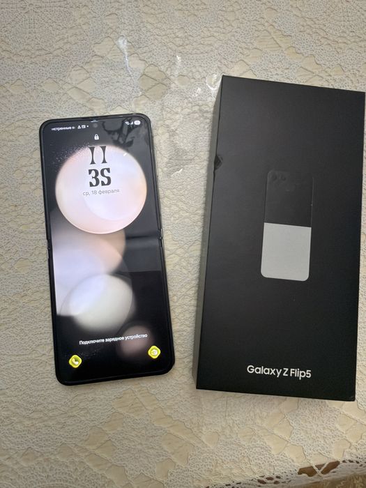 Продам Samcung Galaxy Z Flip5. 512 Гб.