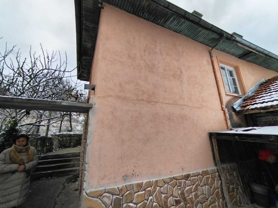 Продава къща в с.Радилово