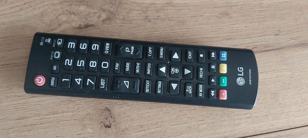 Телевизор LG 32 инча full HD