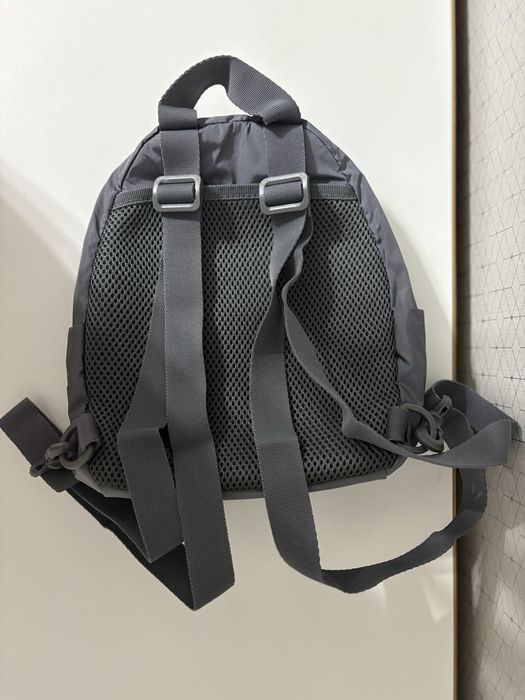 Продам новый мини рюкзак адилас оригинал