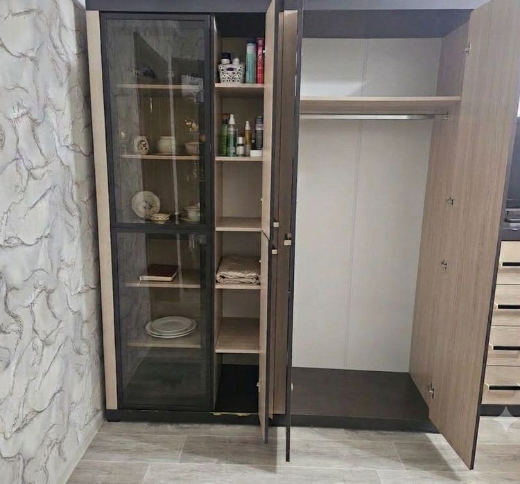 Продам шкафы,комод ,стеллаж