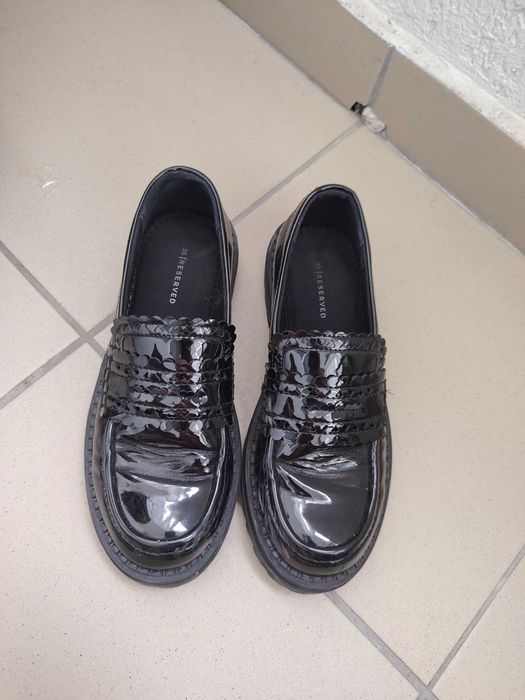 Mocasini Reserved numărul 35 culoare neagra