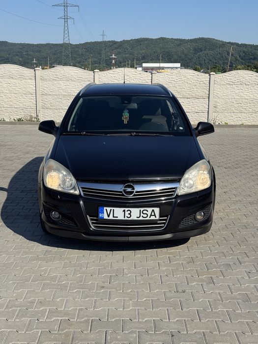 Opel Astra H 1.7 CDTI 110 CP | KM originali | Folii autorizate | | Întreținută | 1570 negociabili