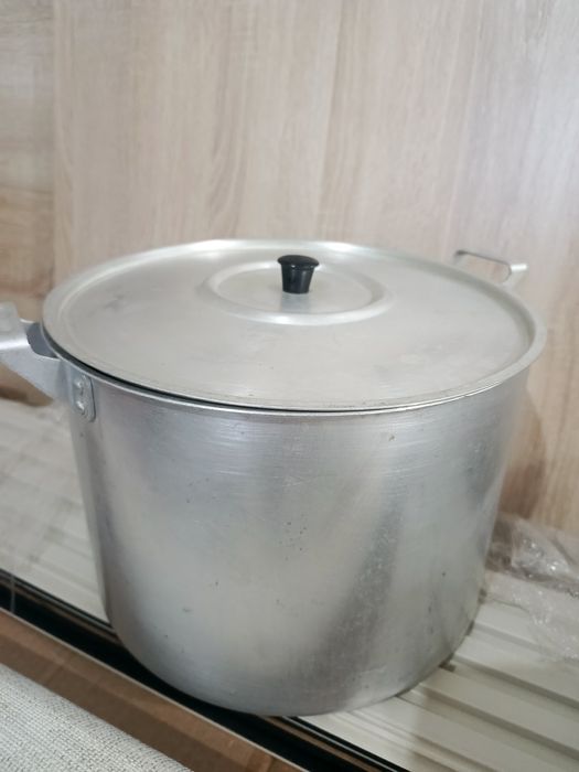 Продам     посуду