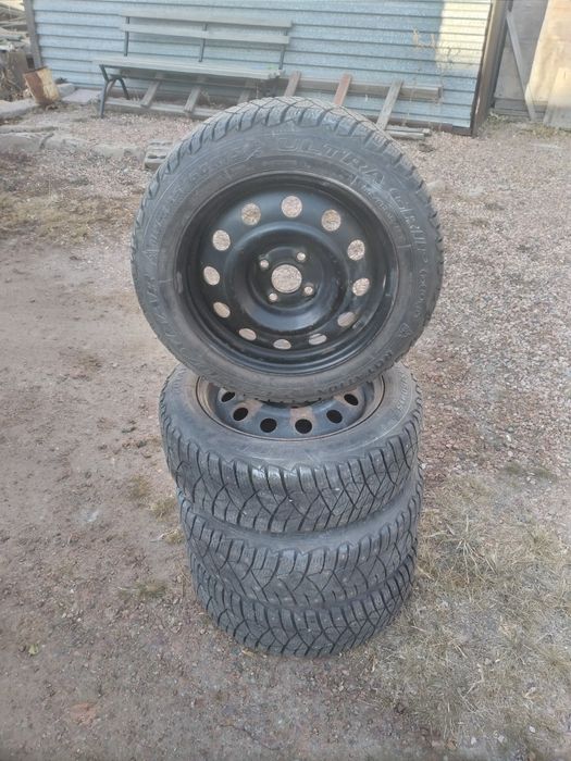 Продам  резину с дисками