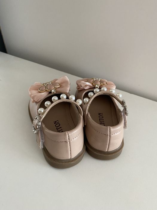 Туфельки для девочек