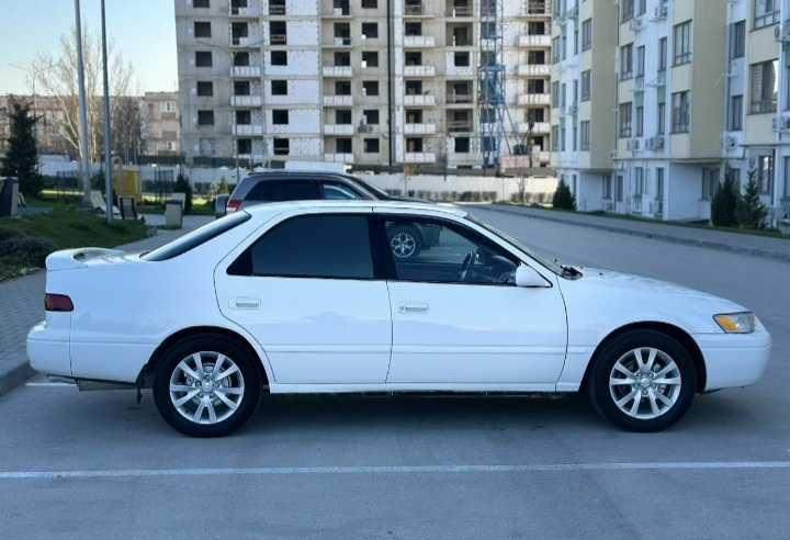 Toyota Camry 2.2 AT, 1998